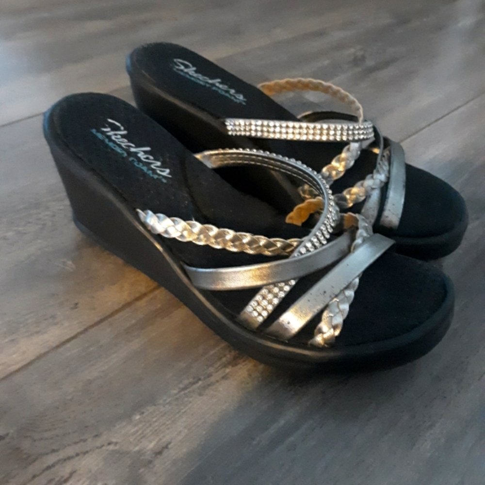 Skechers Sandals sz 7